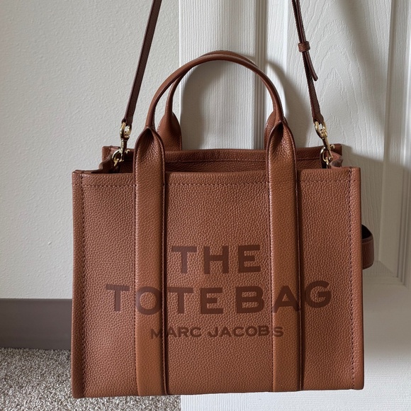 Marc Jacobs Handbags - Medium Marc Jacobs The Tote Bag